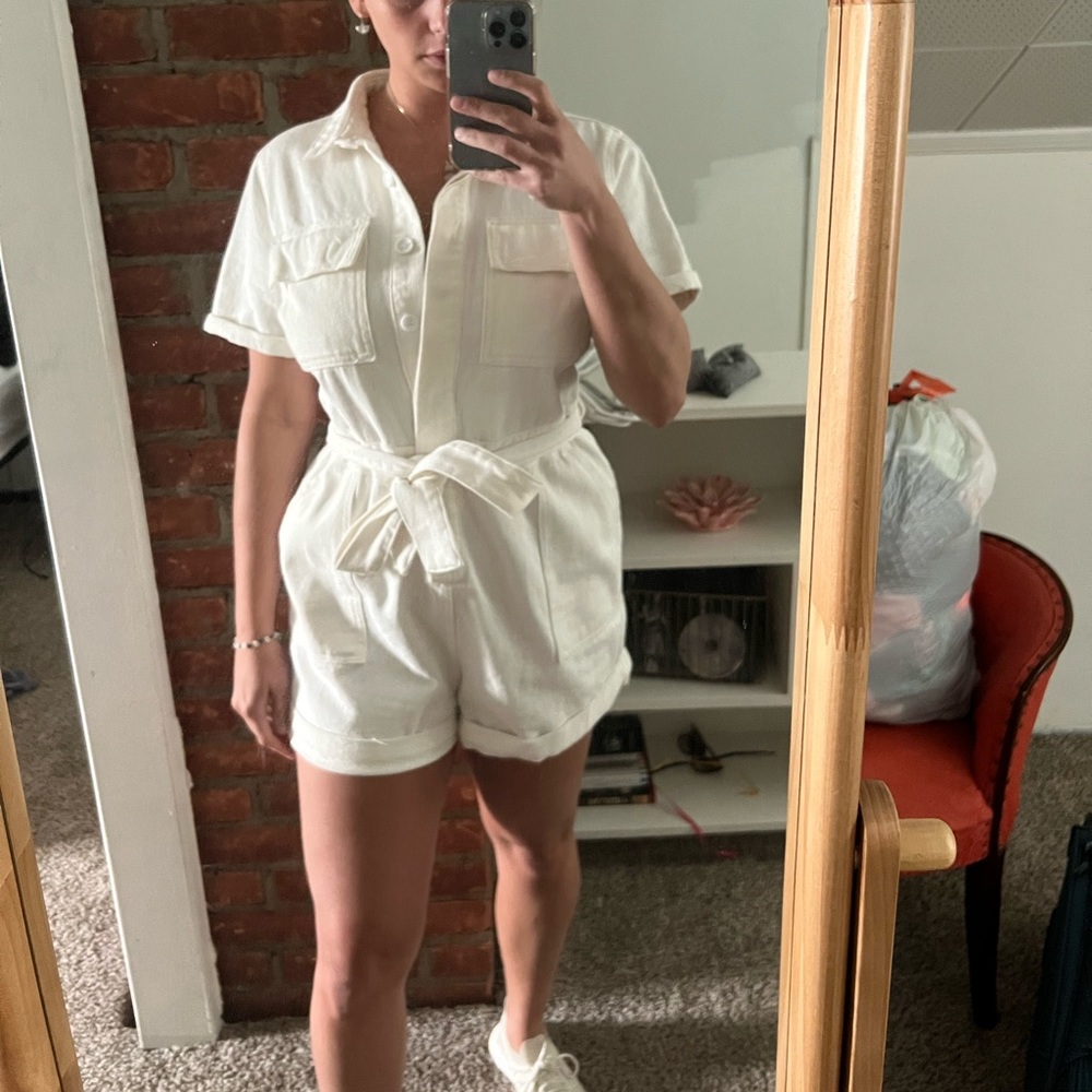 Signature 8 Tie Waist Utility Playsuit in WHITE size Large